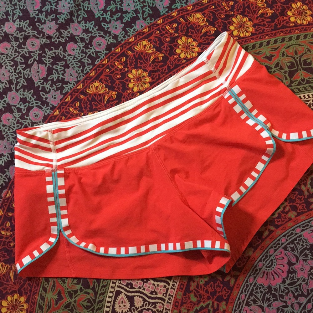 Lululemon jogging shorts